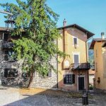 VILLA BAGATTI VALSECCHI, UNA DIMORA NELLA FORESTA DI ABETI SOPRA IL LAGO DI COMO - GRANDOLA ED UNITI (CO)